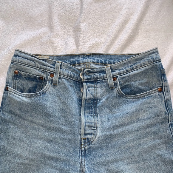 Levi’s jeans - Picture 2 of 3